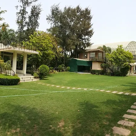 Green Villa Bed & Breakfast-2